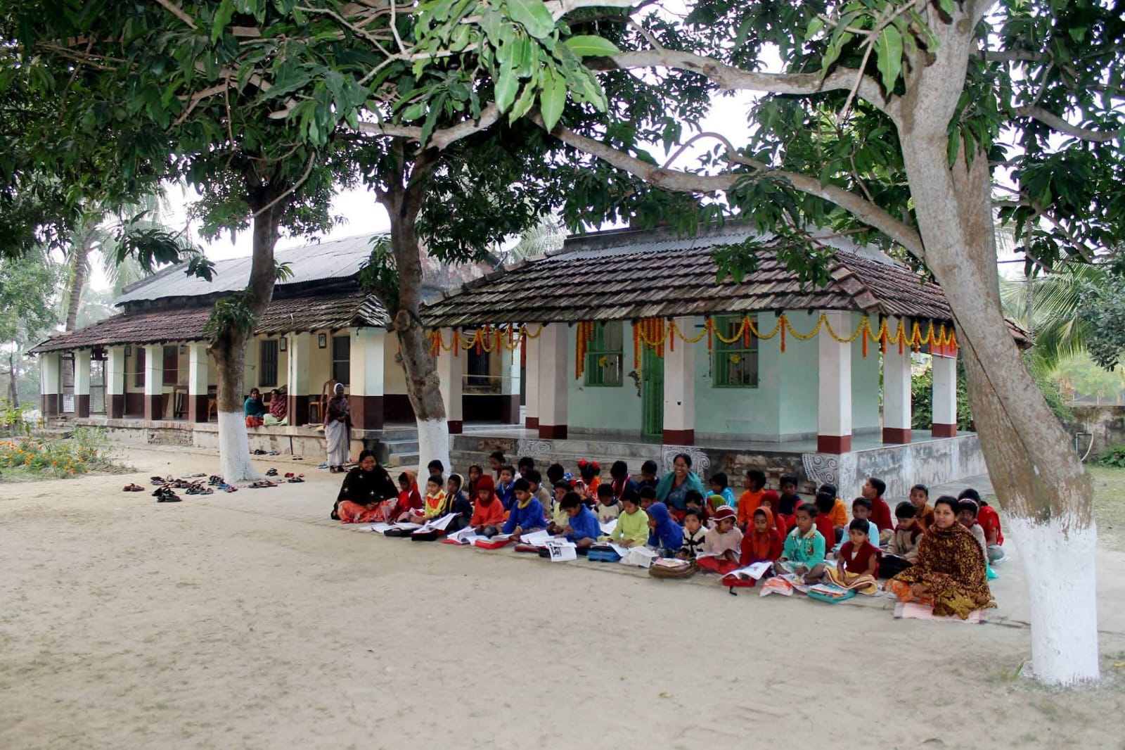 Children gathered at Sri Sri Ramkrishnaashram Falta campus